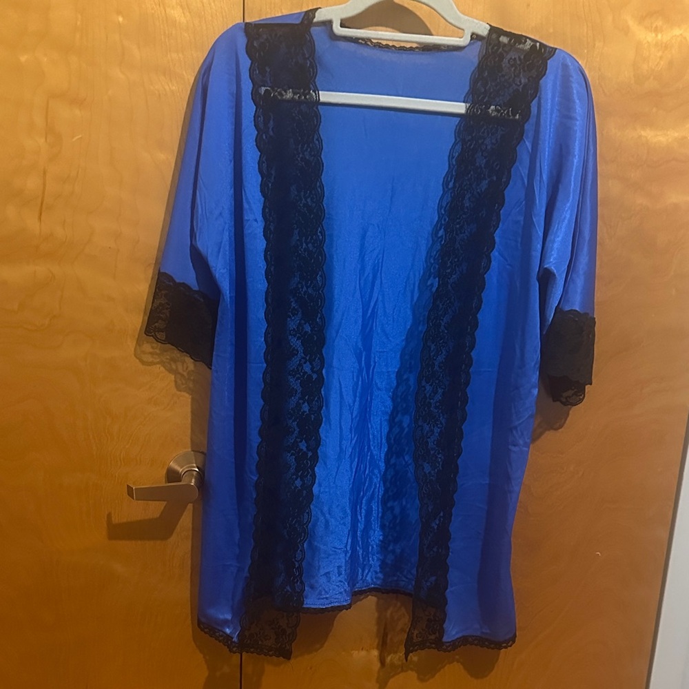 Blue Lace-Trim Satin Robe for Women